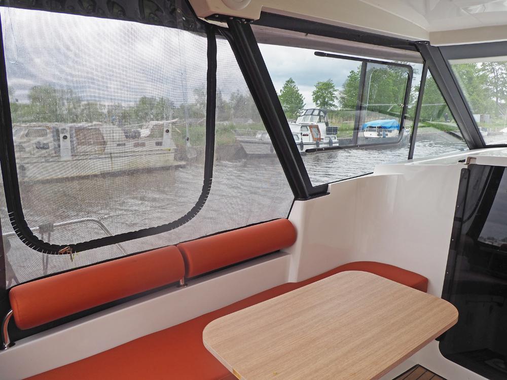 Stuurhuis, Accommodatie